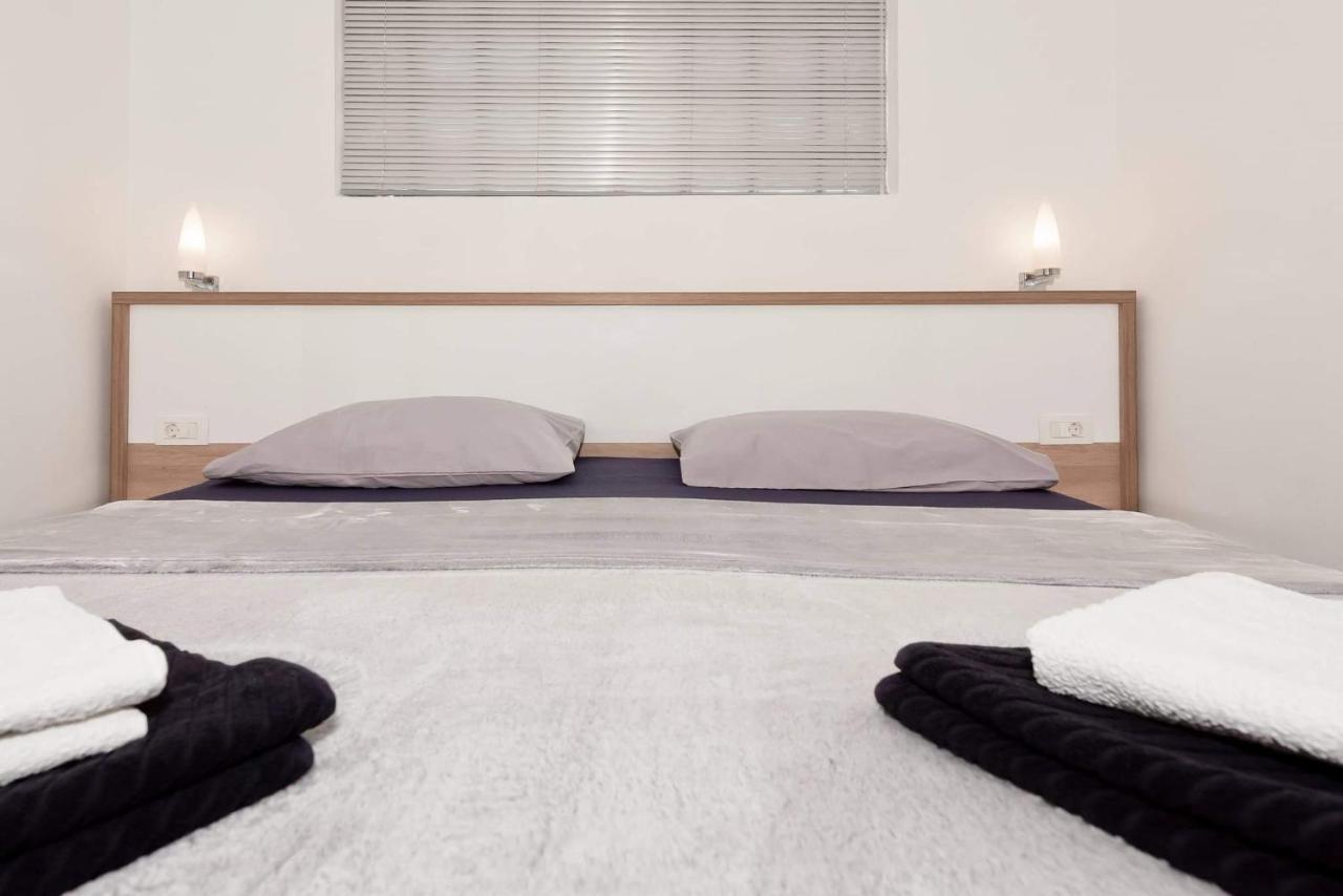 Apartment White Pearl Ražanac Eksteriør bilde